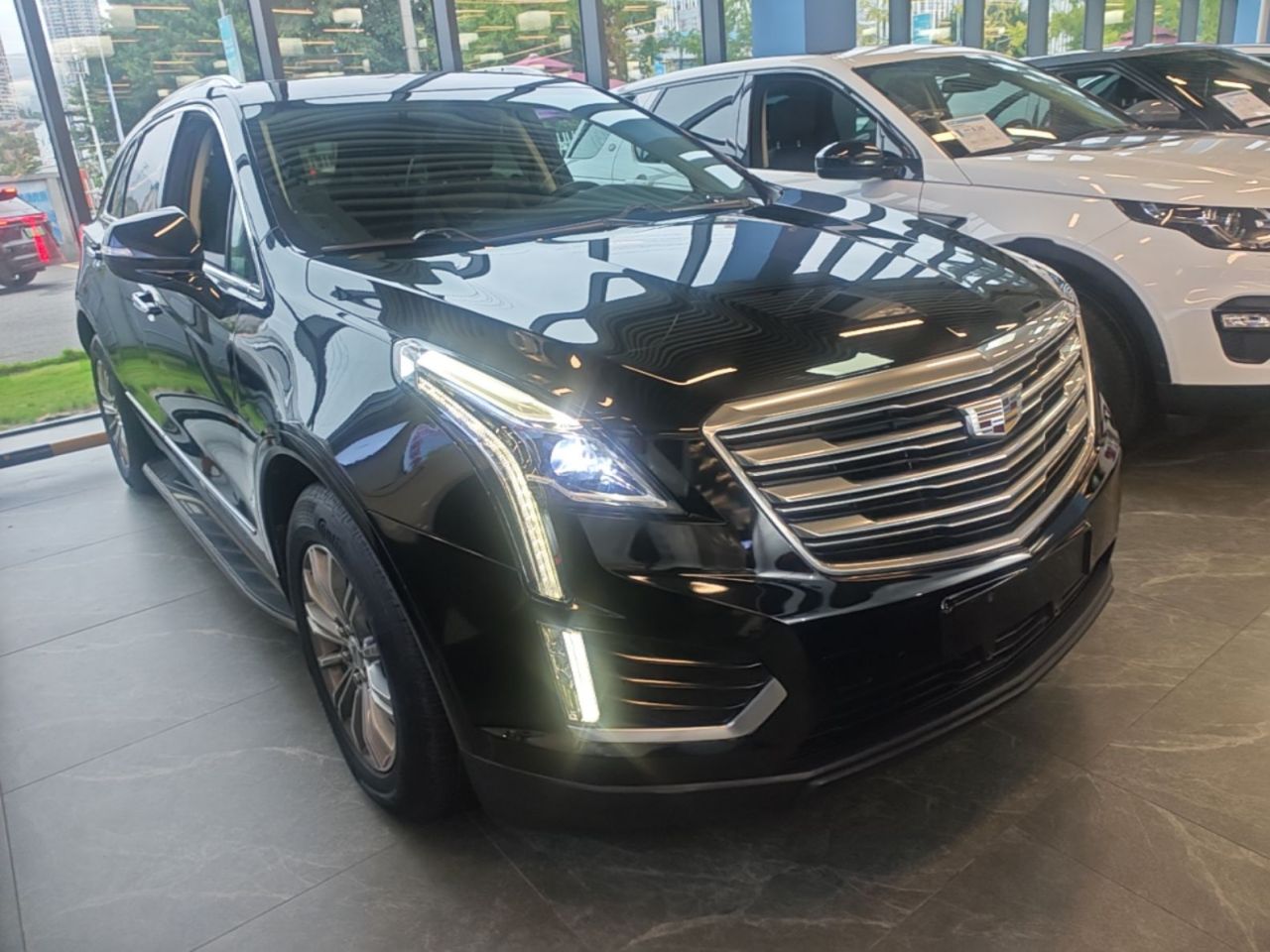XT5 2016 28T AWD Luxury photo 3