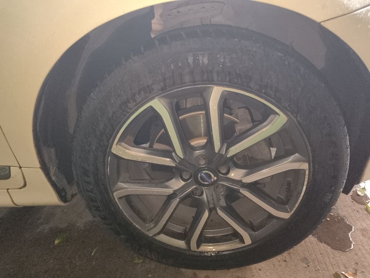 XC60 2017 T5 AWD Upgraded photo 2