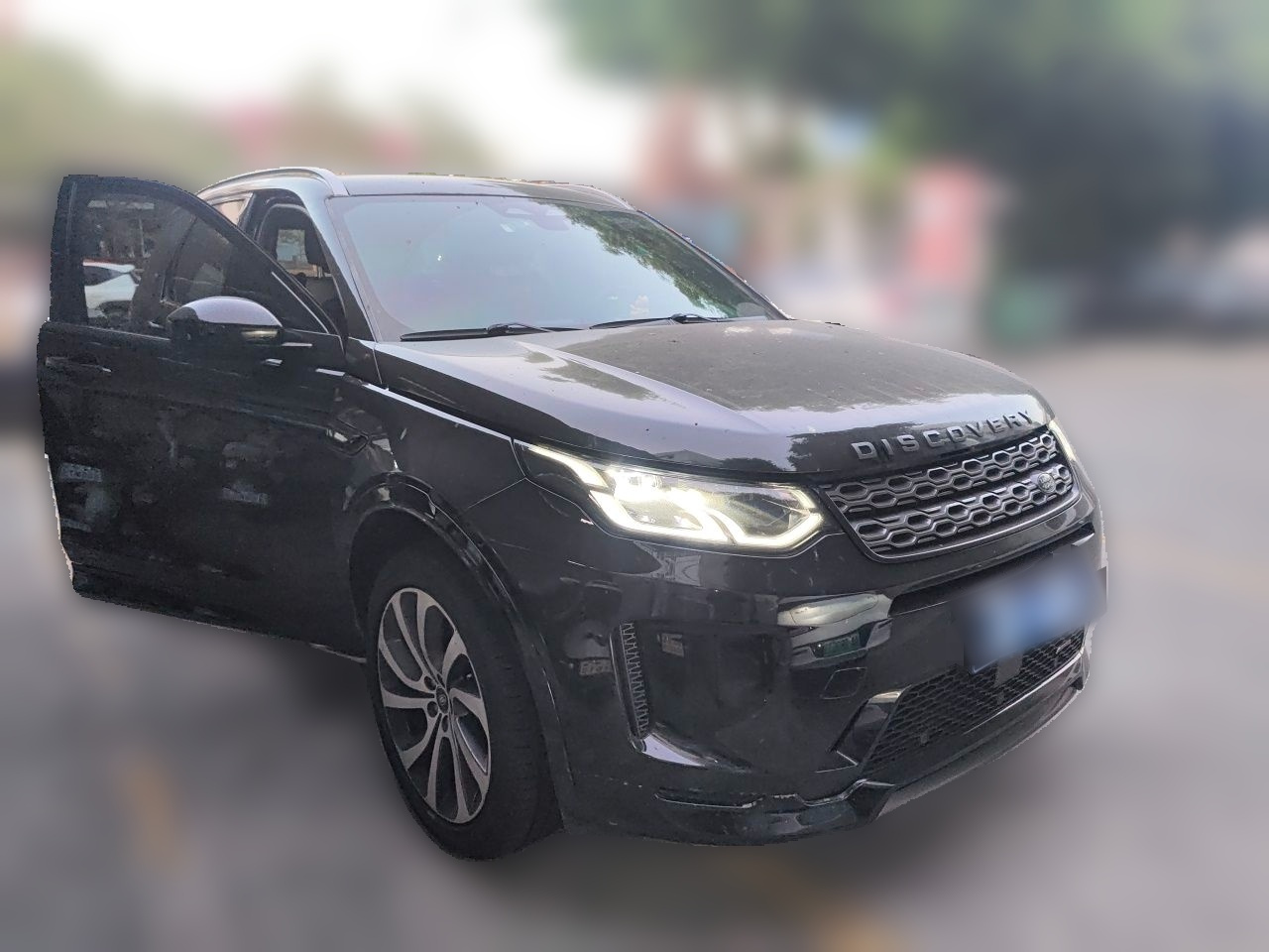 Discovery Sport 2022 Facelift 249PS R-Dynamic S Performance 5-Seater photo 3