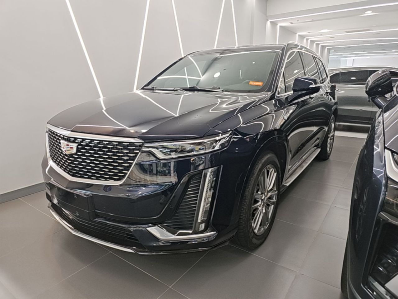 XT6 2022 2.0T 7-Seater RWD Luxury