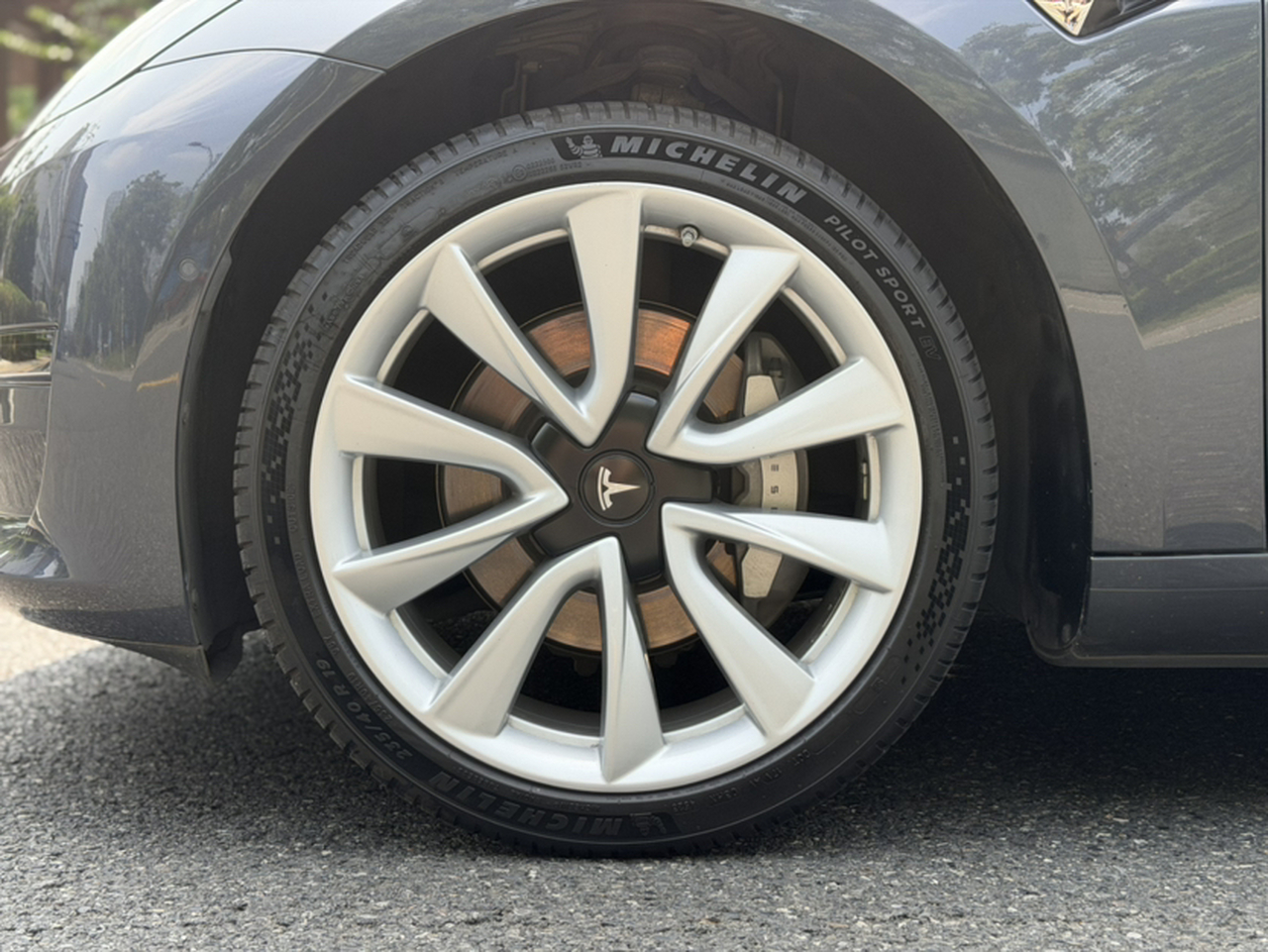 Model 3 2019 Standard Range RWD Upgraded photo 2