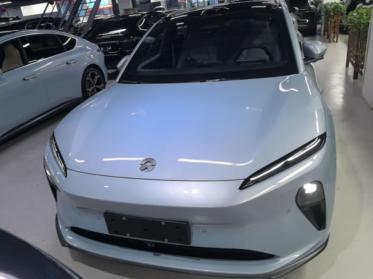 ET5T 2023 75kWh Touring photo 2