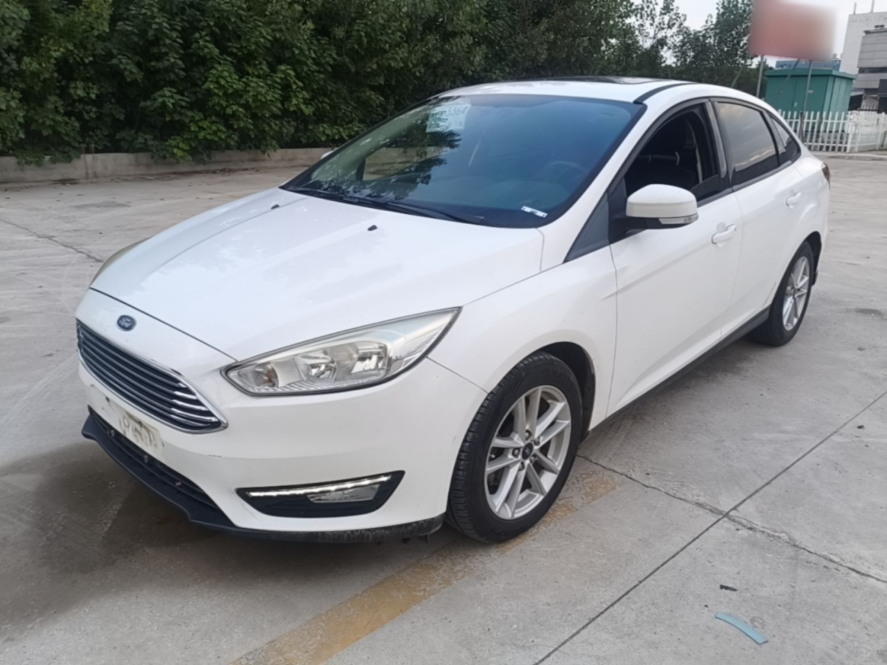 Focus 2015 Sedan 1.6L AT