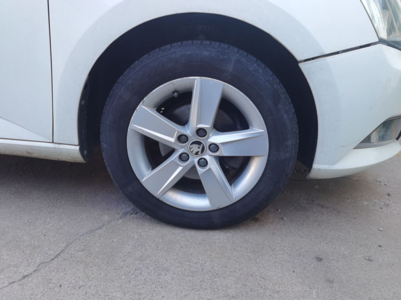 Fabia 2015 1.4L AT photo 2