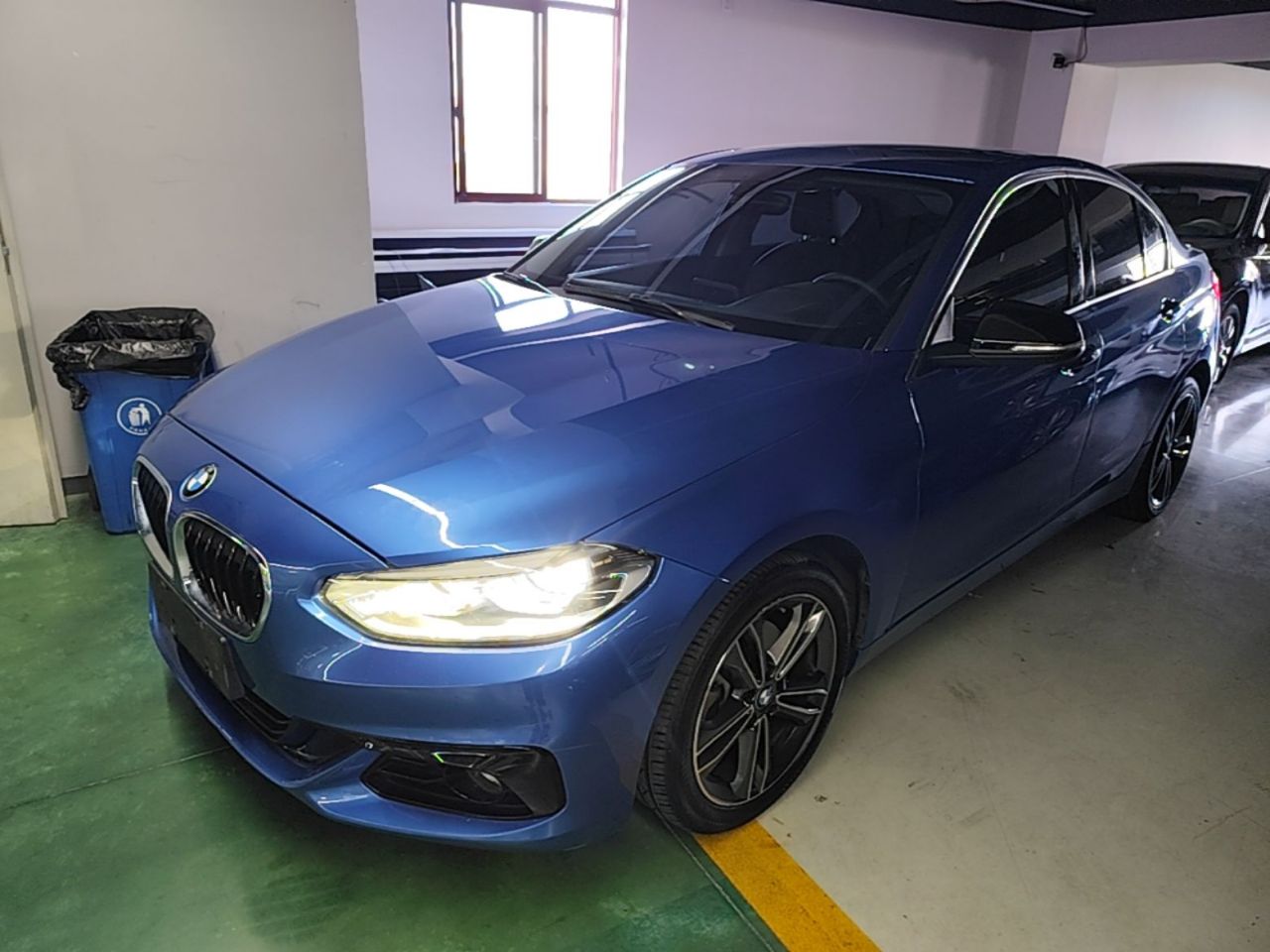 1 Series 2017 118i Sport