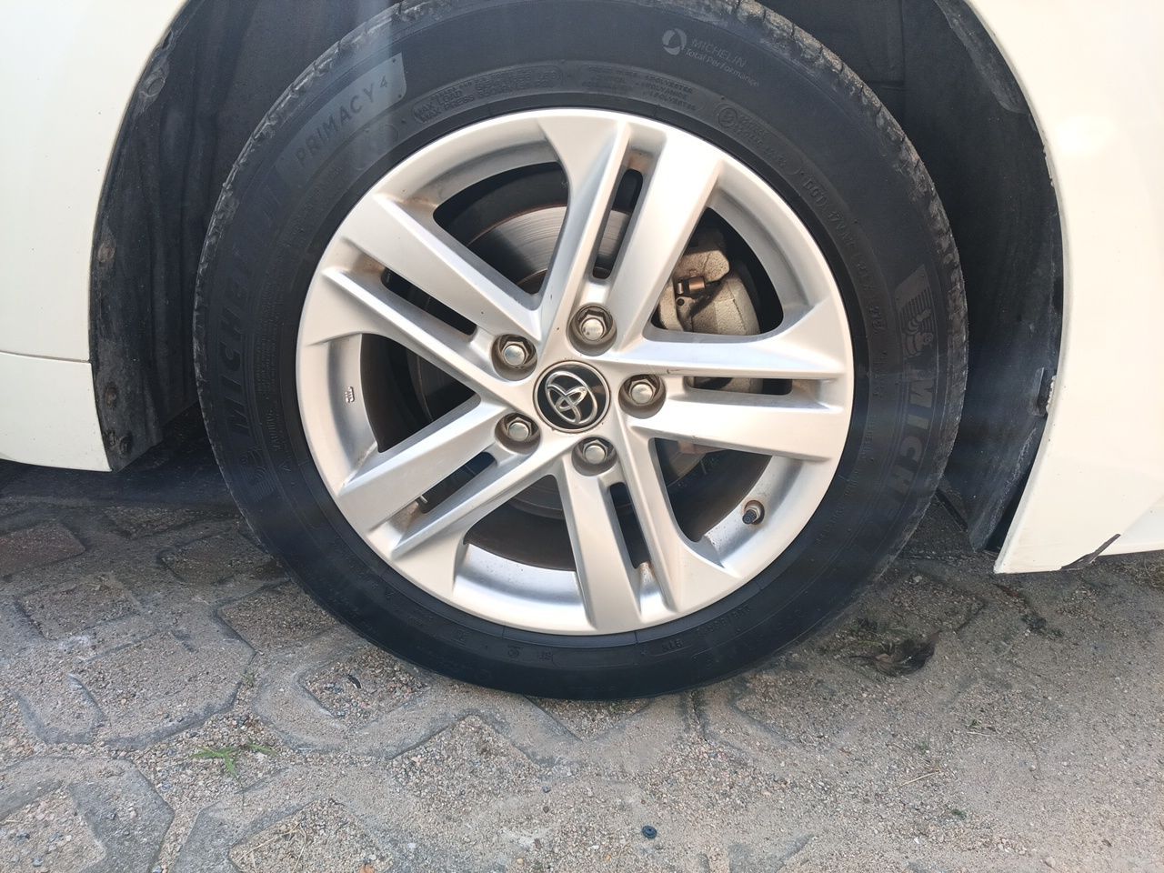 Levin 2019 185T CVT Luxury China VI photo 5