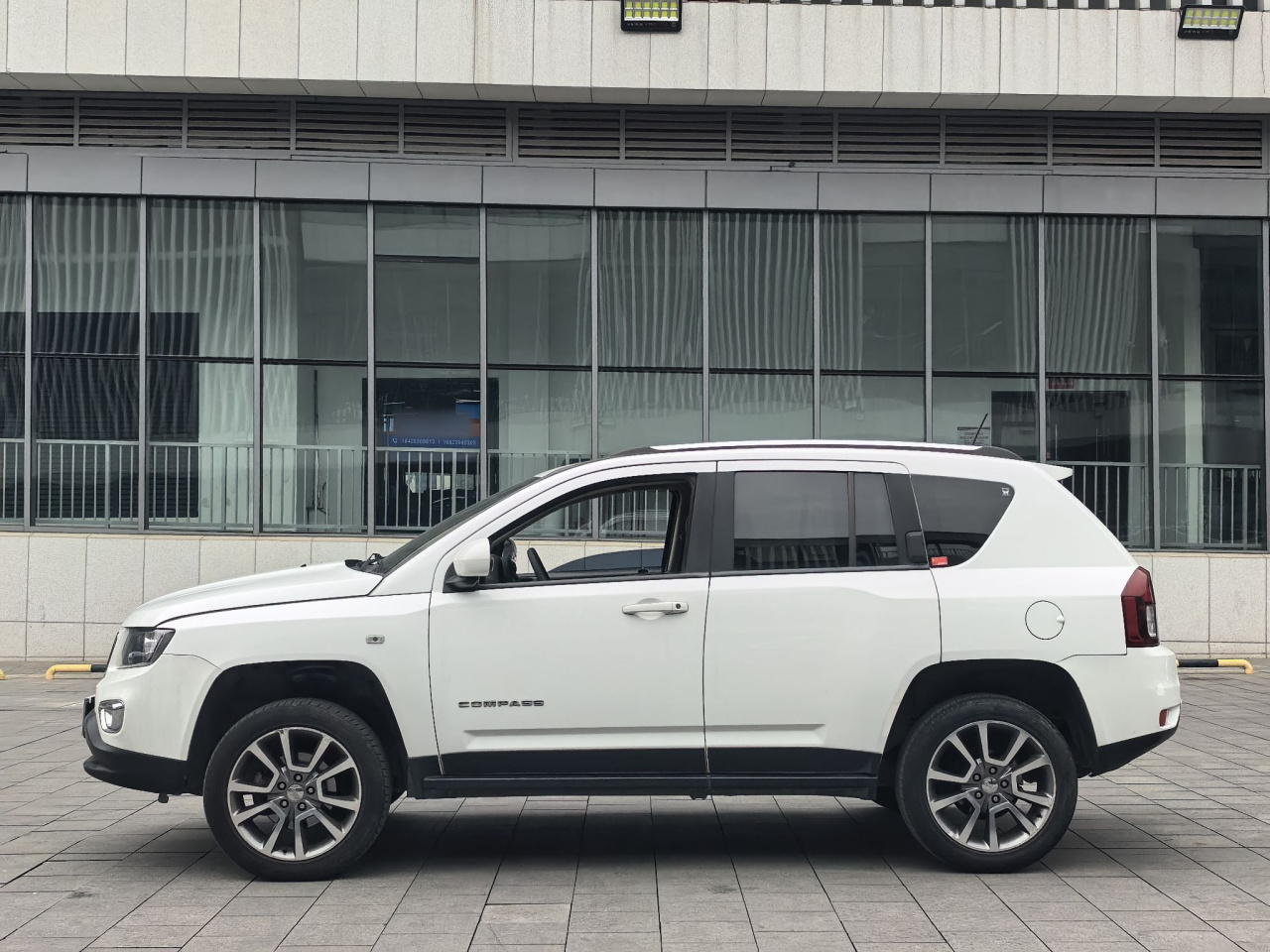 Compass Imported 2014 Facelift 2.4L AWD Luxury photo 4