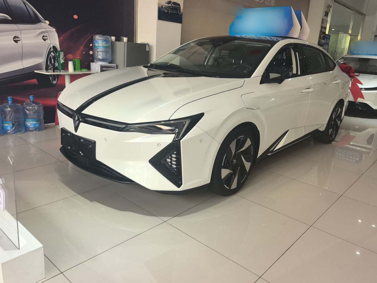 L 2025 +