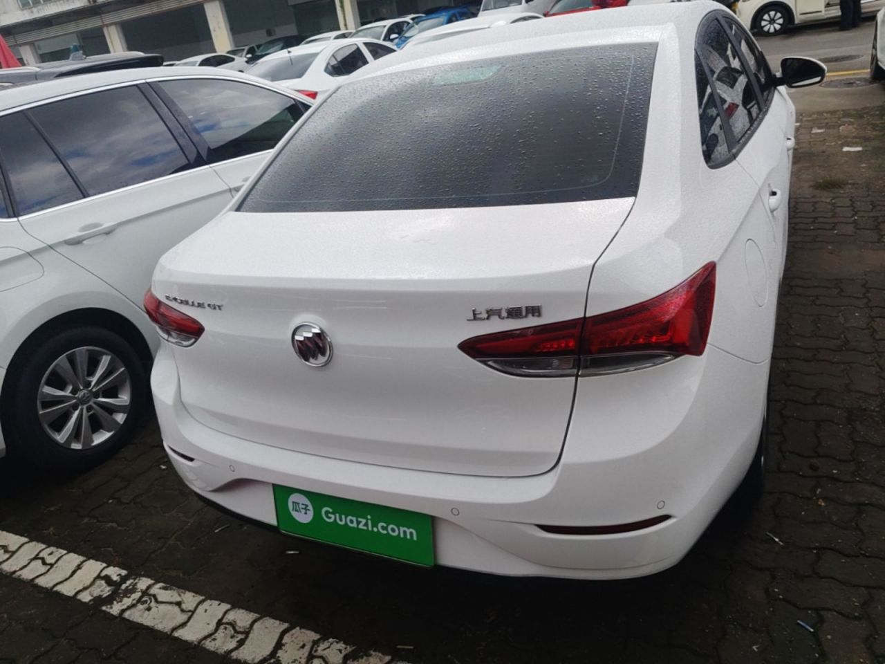 Excelle 2021 Facelift Classic 1.5L AT Elite photo 5