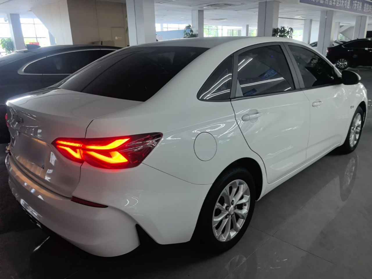 Cruze 2023 1.5L DCT Enjoy photo 4