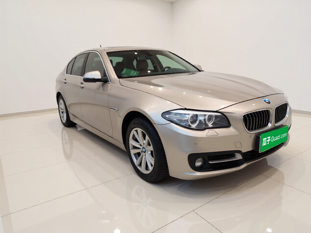 5 Series Imported 2014 520i photo 2