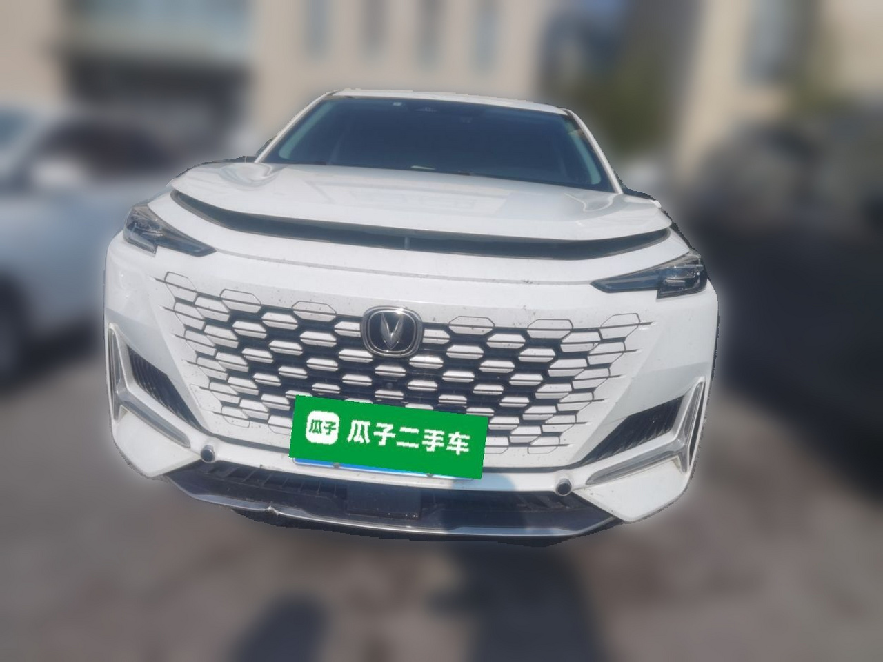 UNI-K 2021 2.0T Premium photo 2
