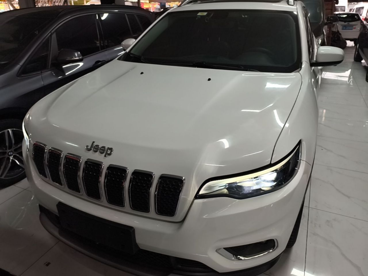 Cherokee 2019 2.0T RWD Smart China VI photo 2