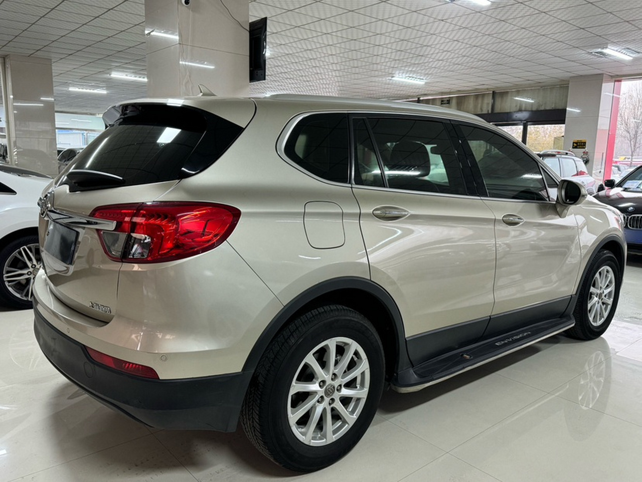 Envision 2016 20T RWD Elite photo 5