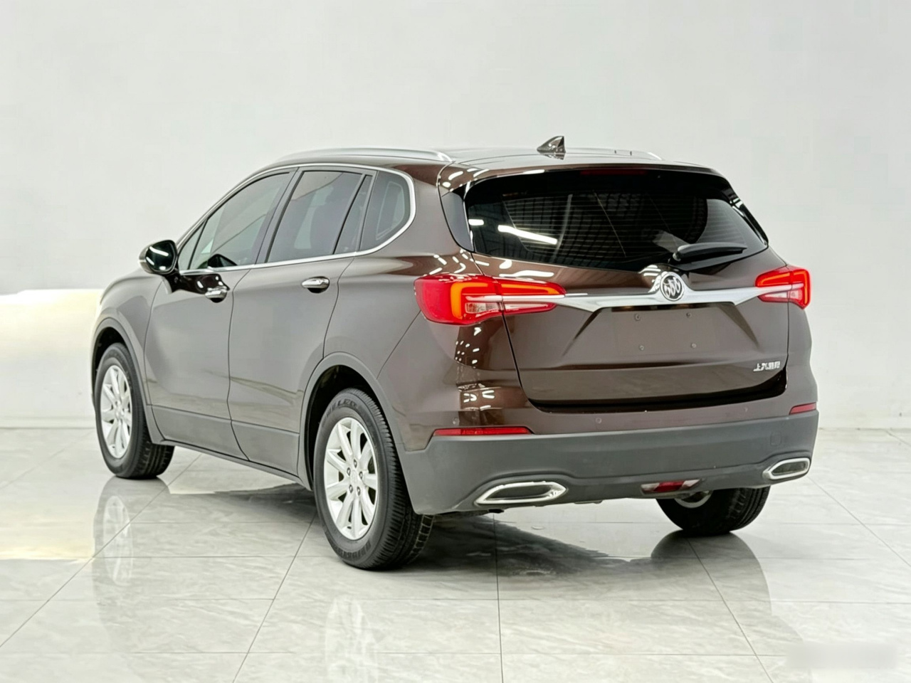 Envision 2021 532T RWD Elite photo 4