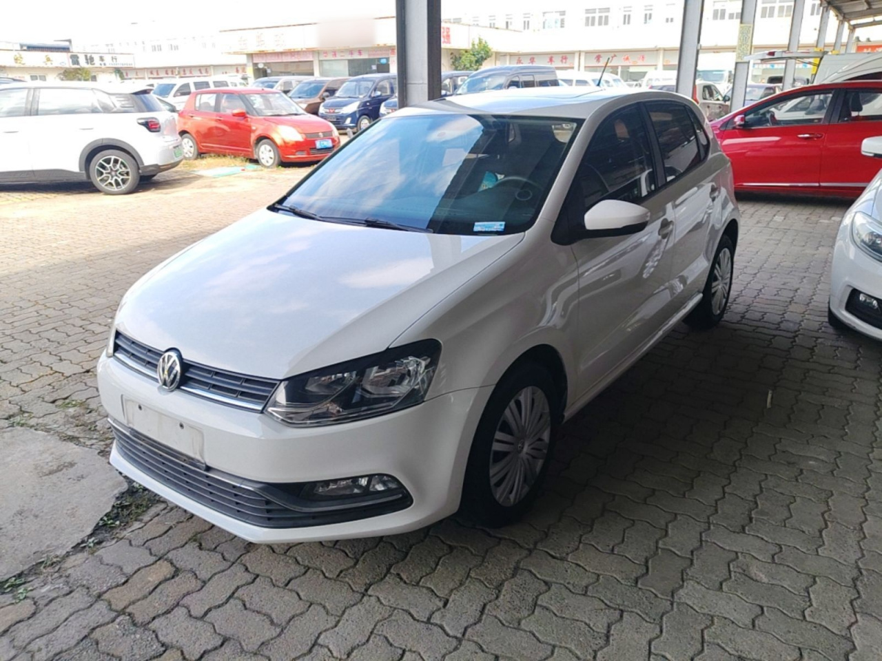 Polo 2016 1.6L AT Comfort
