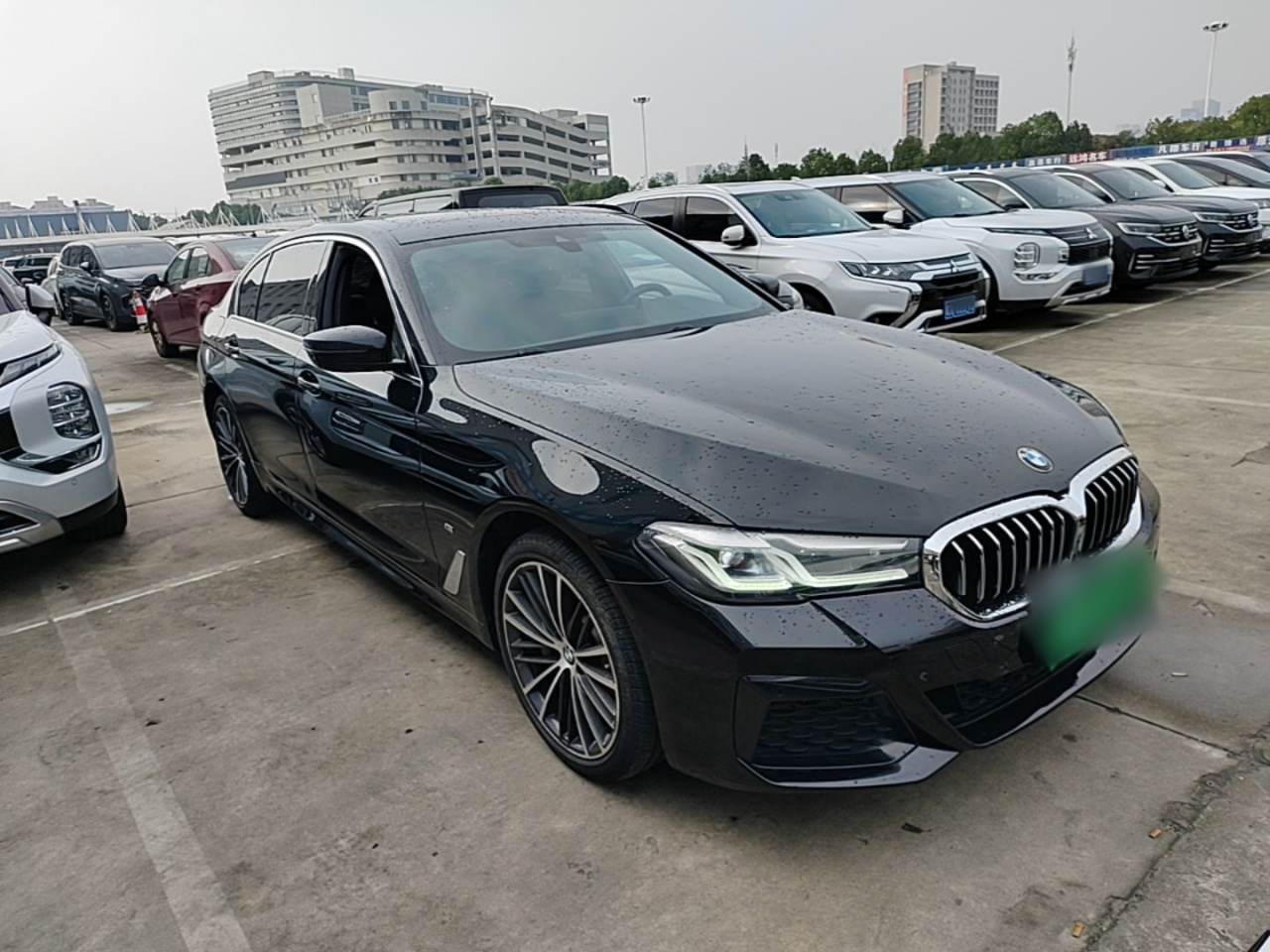 5 Series 2021 530Li Leading M Sport Package photo 5