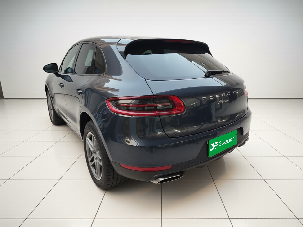 2017 Macan 2.0T photo 4