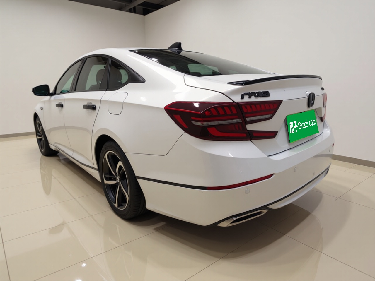 Accord 2018 260TURBO Elite China VI photo 3