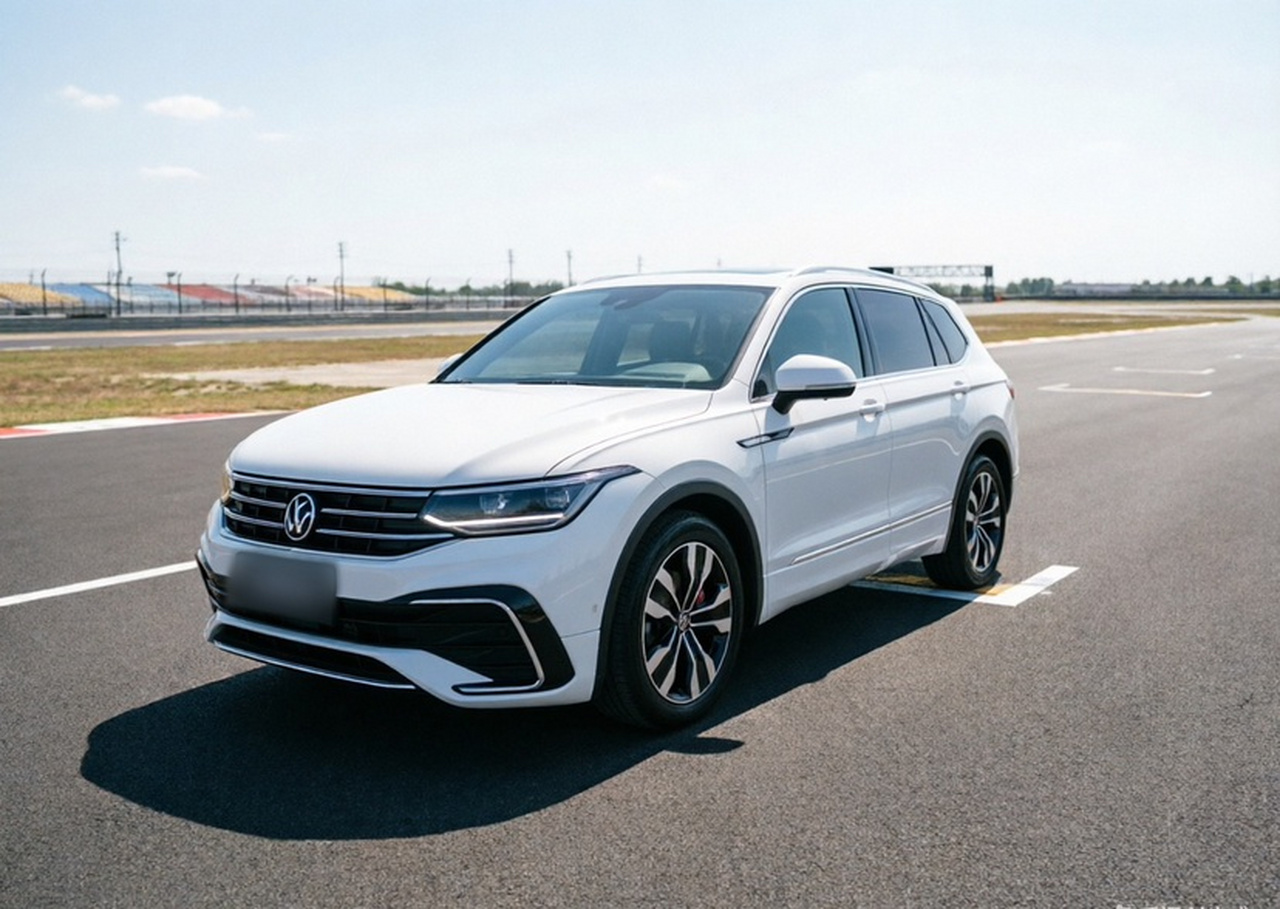 Tiguan L 2023 330TSI AT RWD R-Line