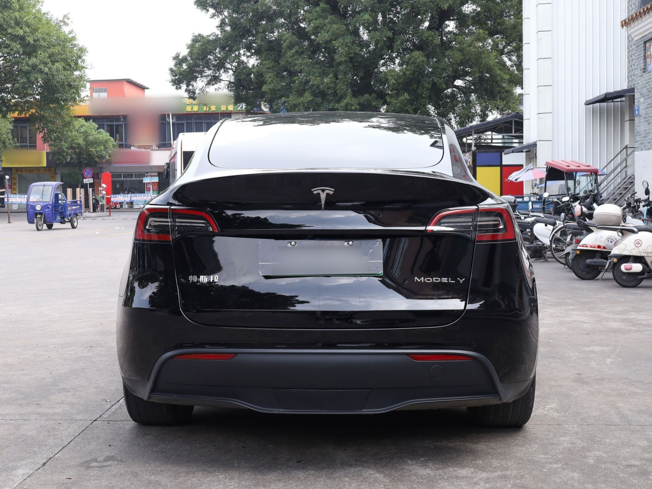 Model Y 2023 RWD photo 5
