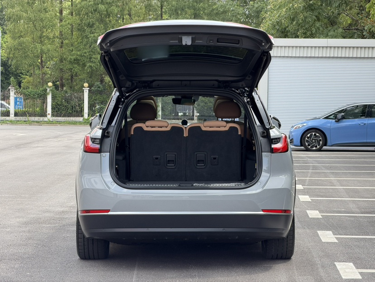 ES8 2020 415KM 6-Seater photo 2