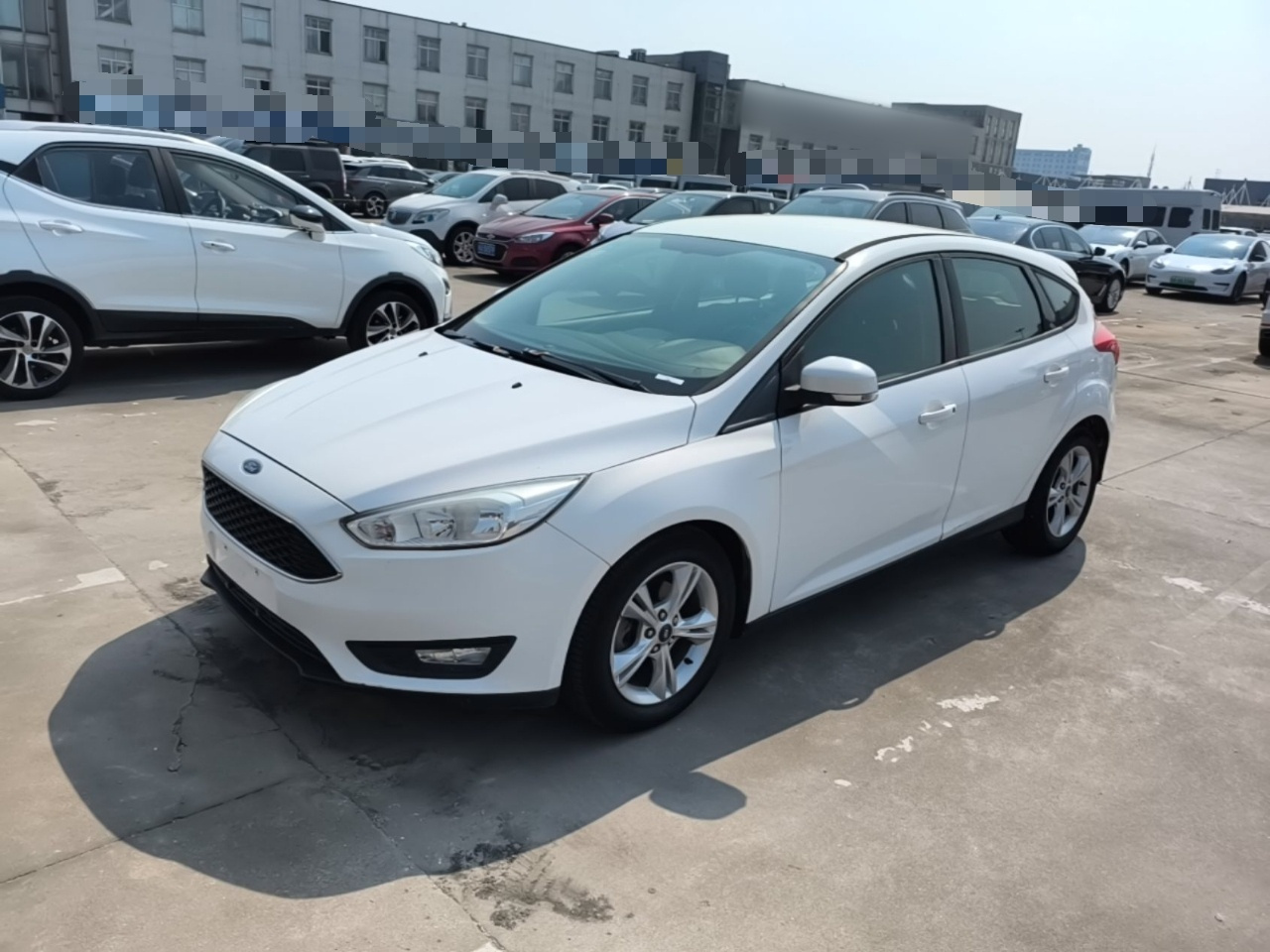 Focus 2017 Hatchback 1.6L AT Comfort