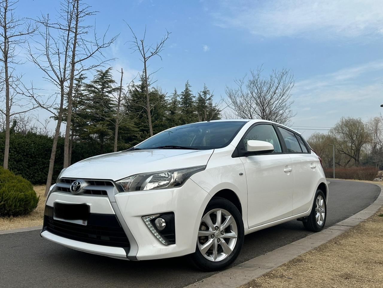 YARiS L 2015 1.5G AT Special