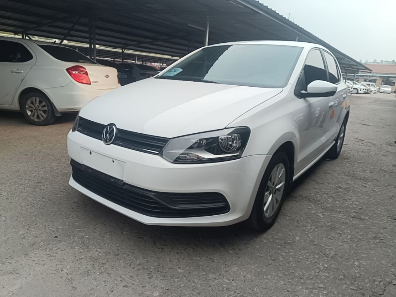 Polo 2016 1.4L MT