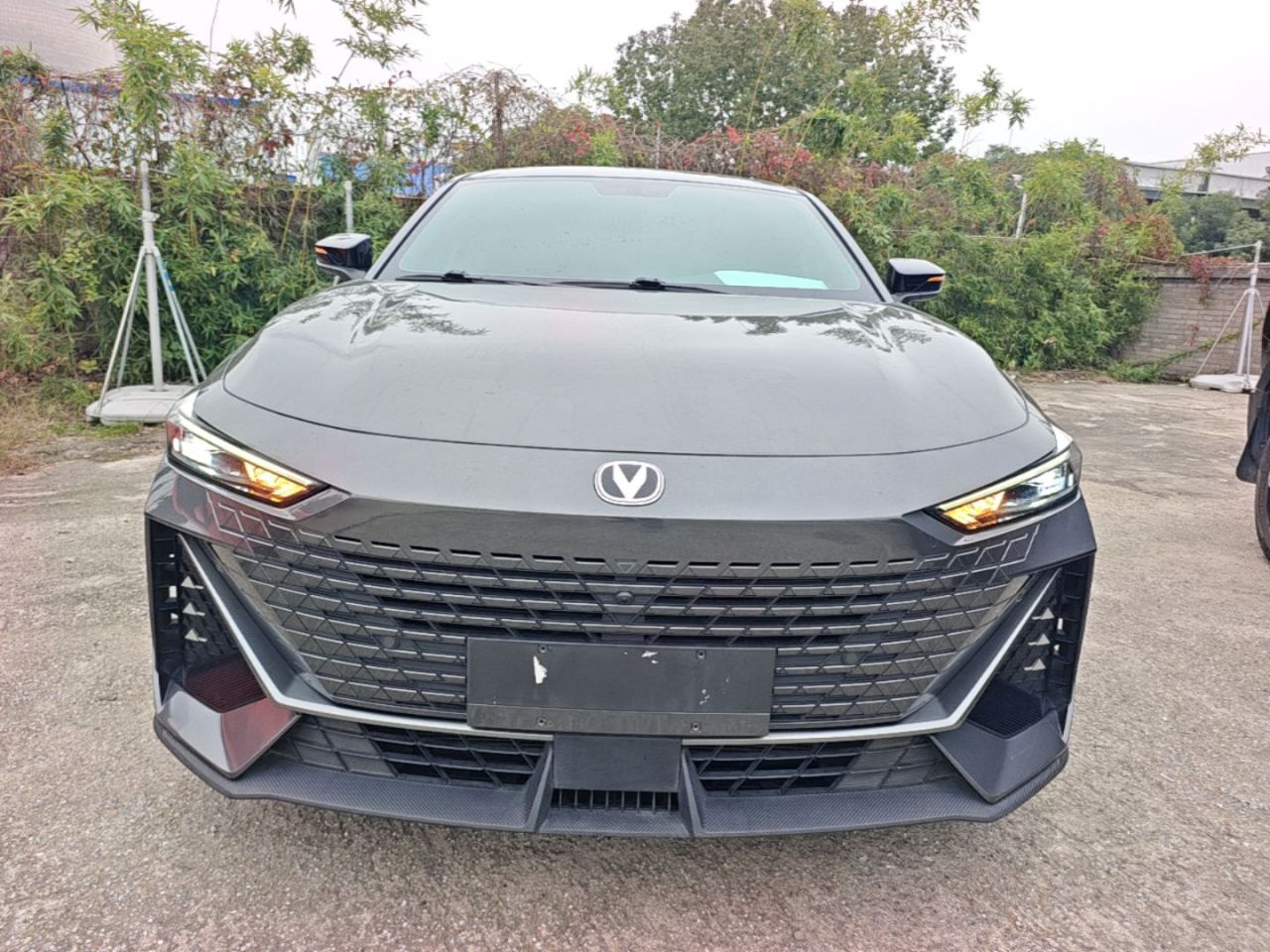 UNI-V 2023 1.5T Exclusive photo 2