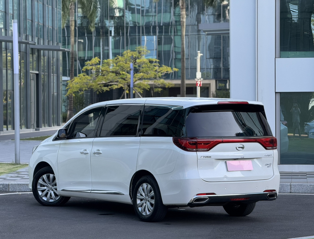 GAC Trumpchi M8 2018 320T Exclusive photo 3