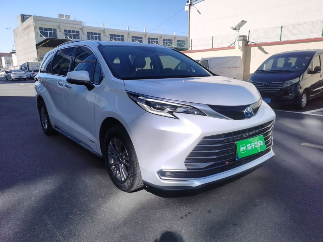 Sienna 2021 2.5L Hybrid Premium photo 3