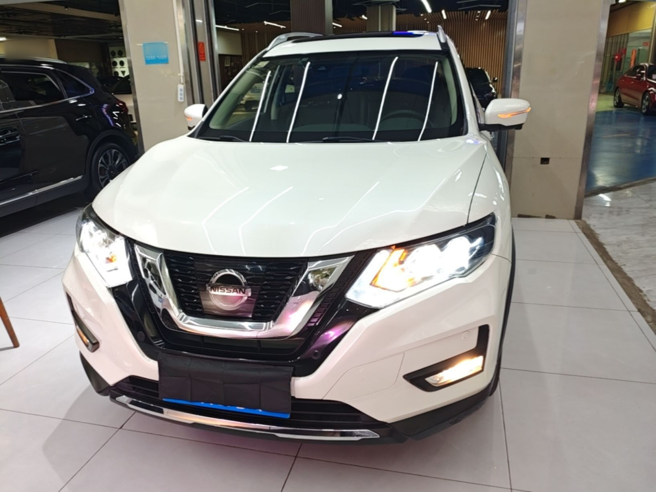 X-Trail 2019 2.5L CVT Connected Luxury 4WD photo 2