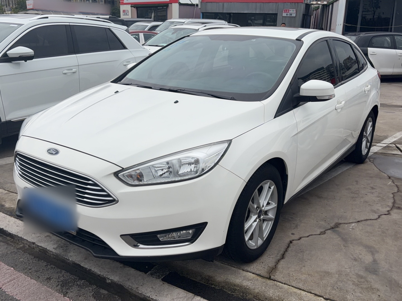 Focus 2017 Sedan 1.6L AT Fashion photo 4