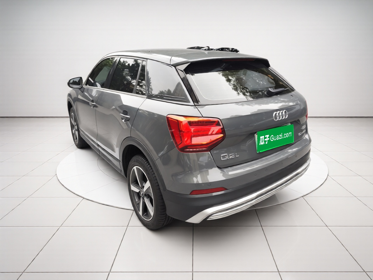 Q2L e-tron 2019 Q2L e-tron EV photo 4