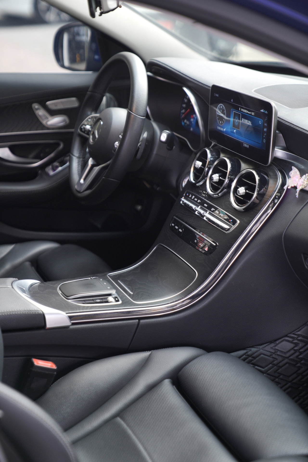 C-Class 2019 Facelift C 260 L Sport photo 4