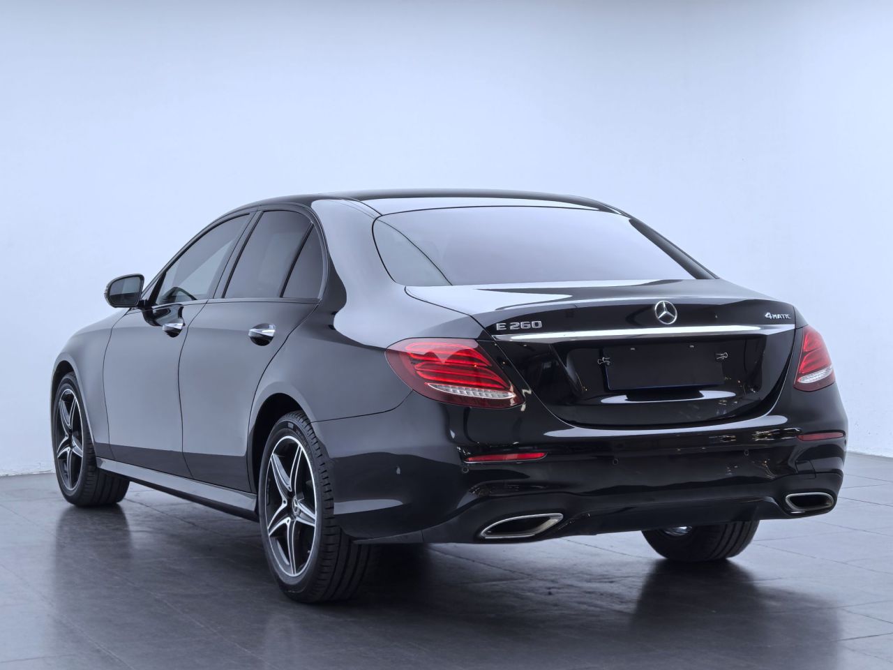 E-Class Imported 2020 E 260 Sport 4MATIC photo 4