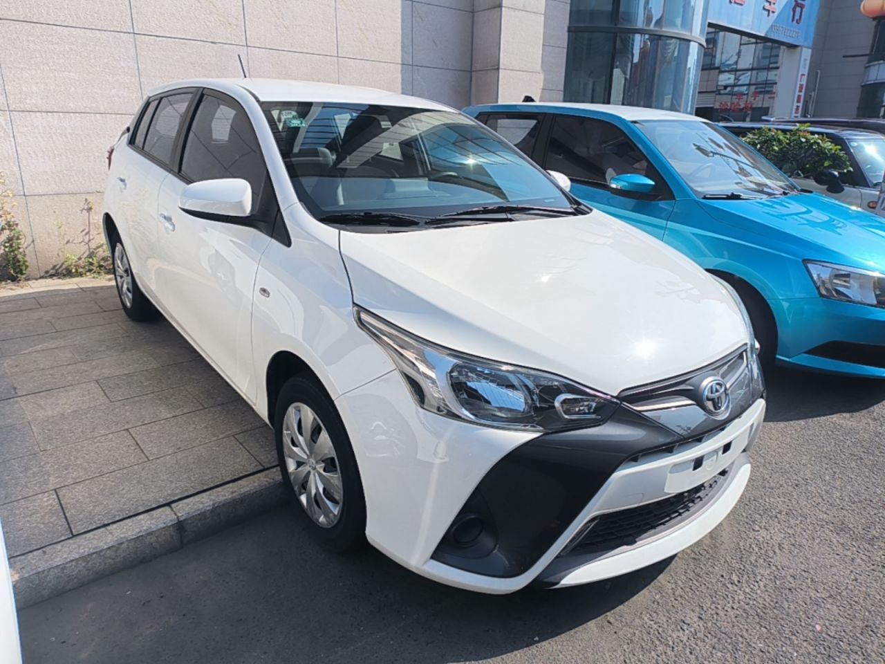 YARiS L 2022 1.5L CVT Leading PLUS photo 3