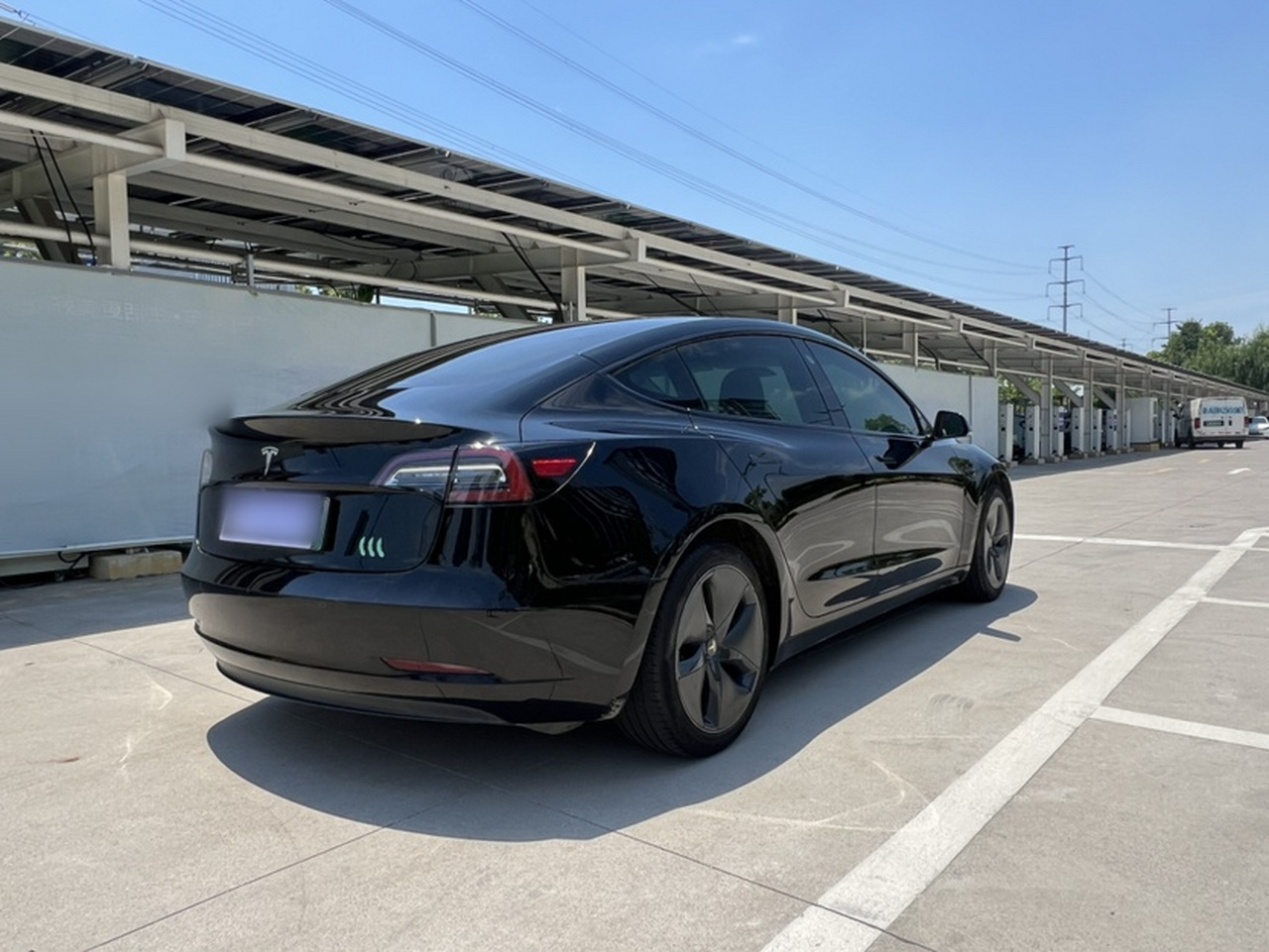Model 3 2020 Standard Range RWD Upgraded photo 3