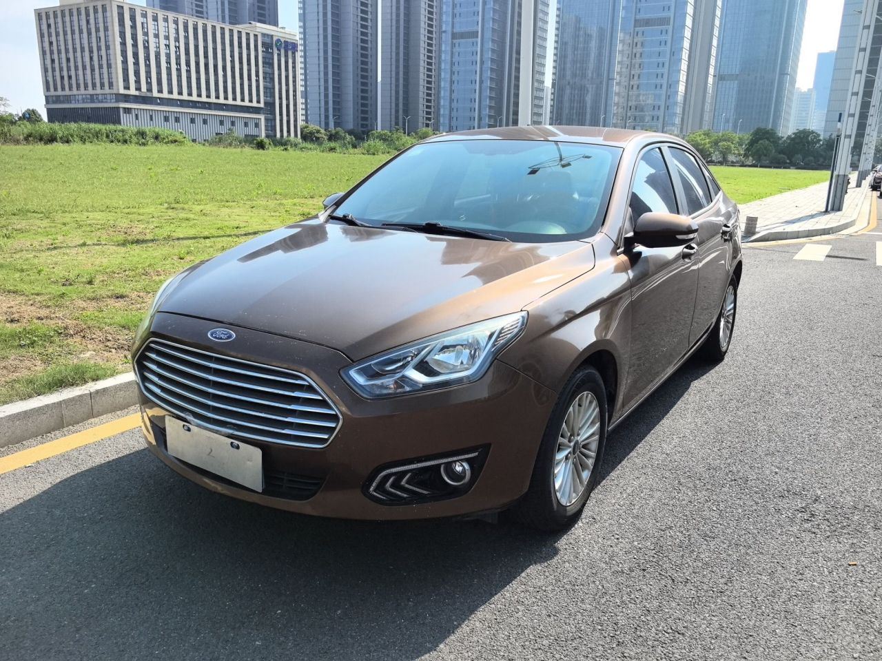 Escort 2017 Facelift 1.5L AT Comfort