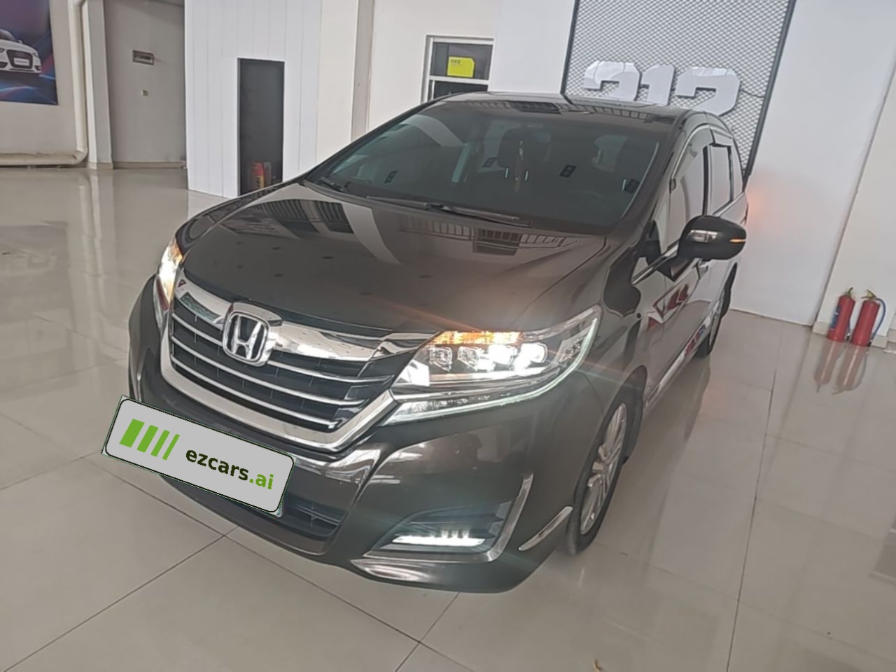 Elysion 2016 2.4L Luxury