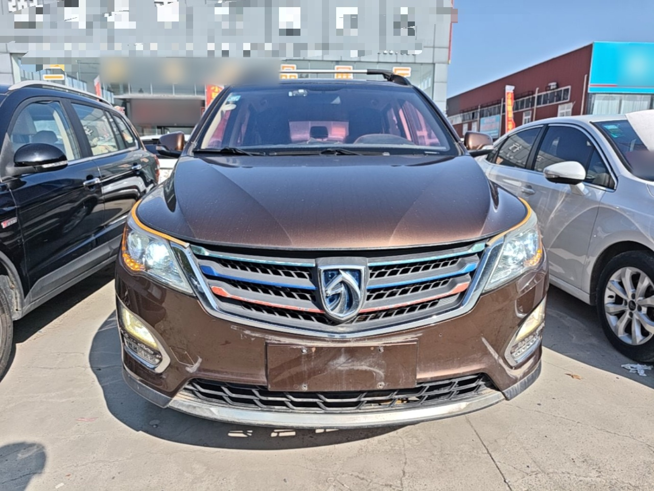 560 2015 1.8L MT Comfort photo 2