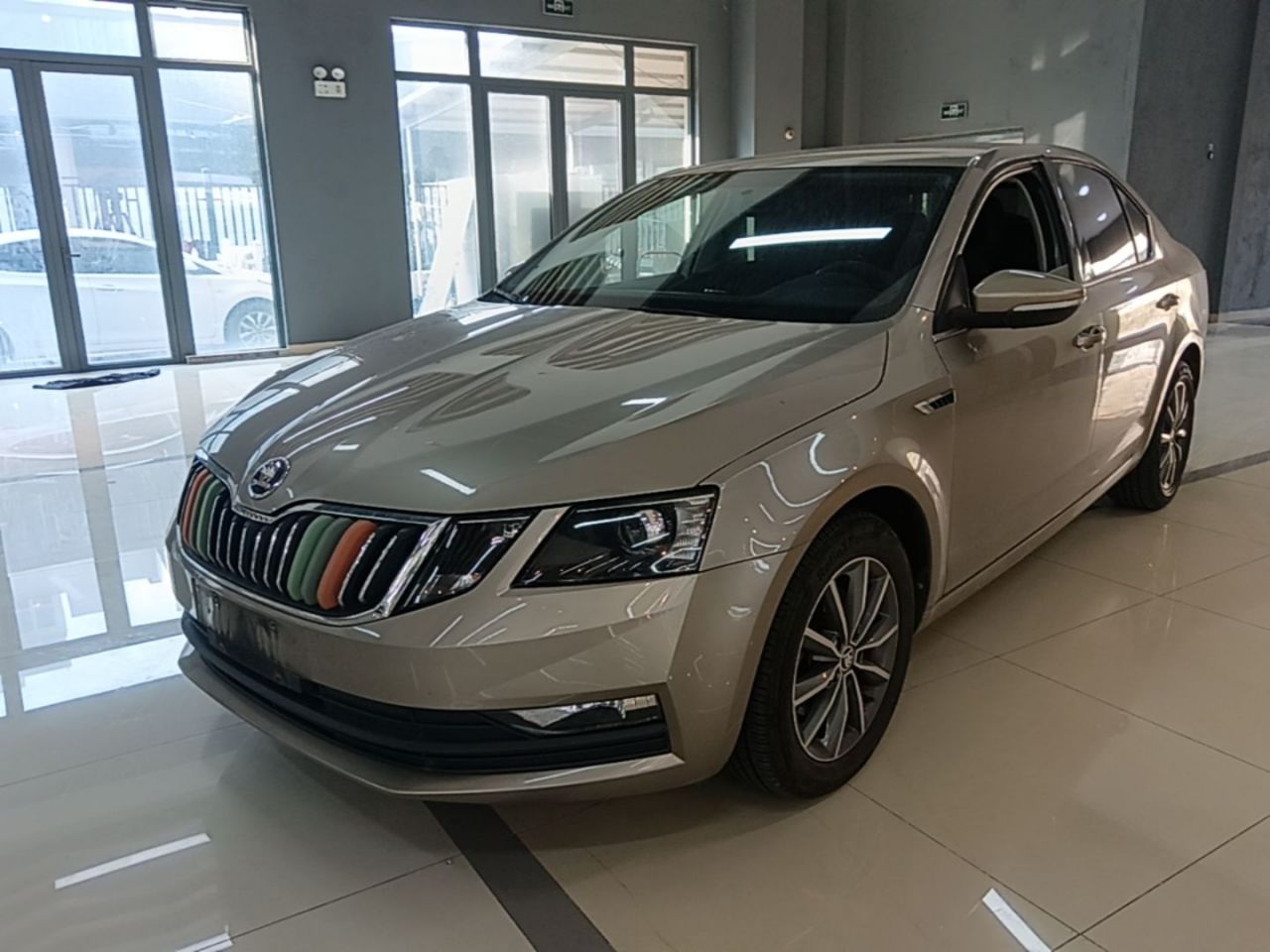 Octavia 2018 1.6L AT Comfort