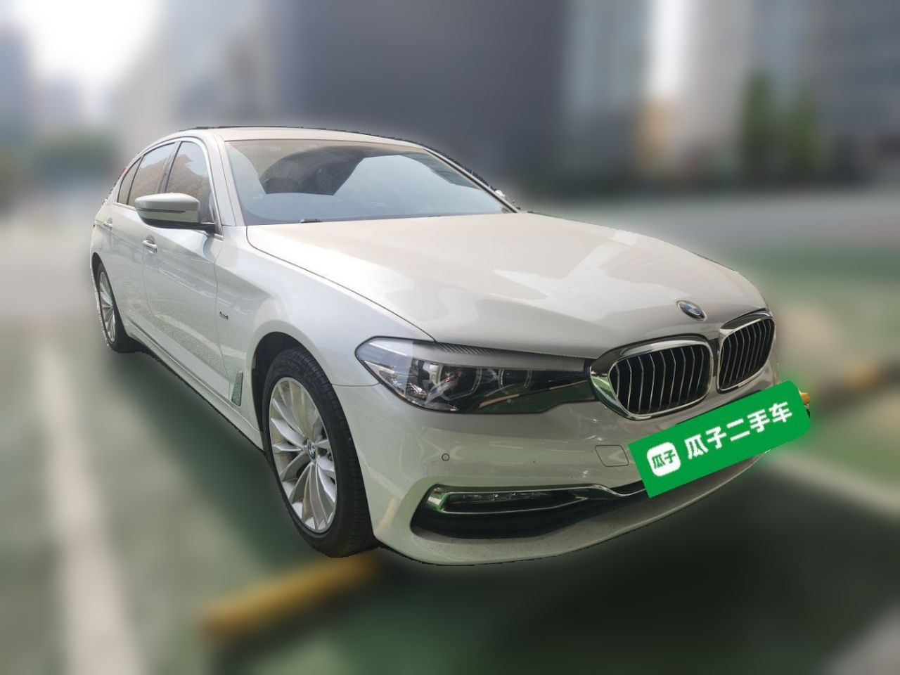 5 Series 2018 Facelift 530Li Leading Luxury photo 3