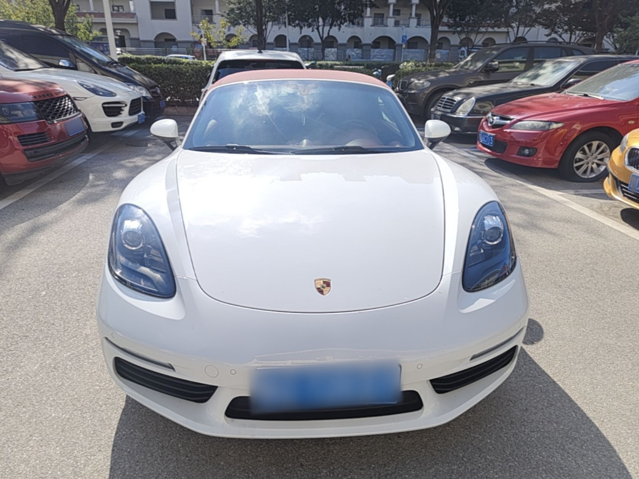 718 2020 Boxster 2.0T photo 2