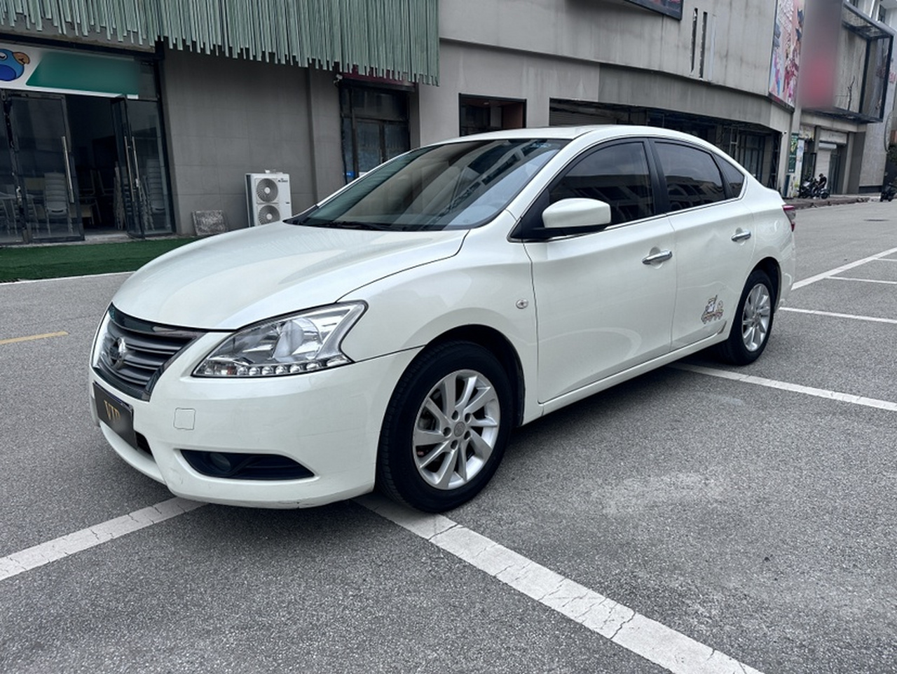 Sylphy 2012 1.6XL CVT Luxury