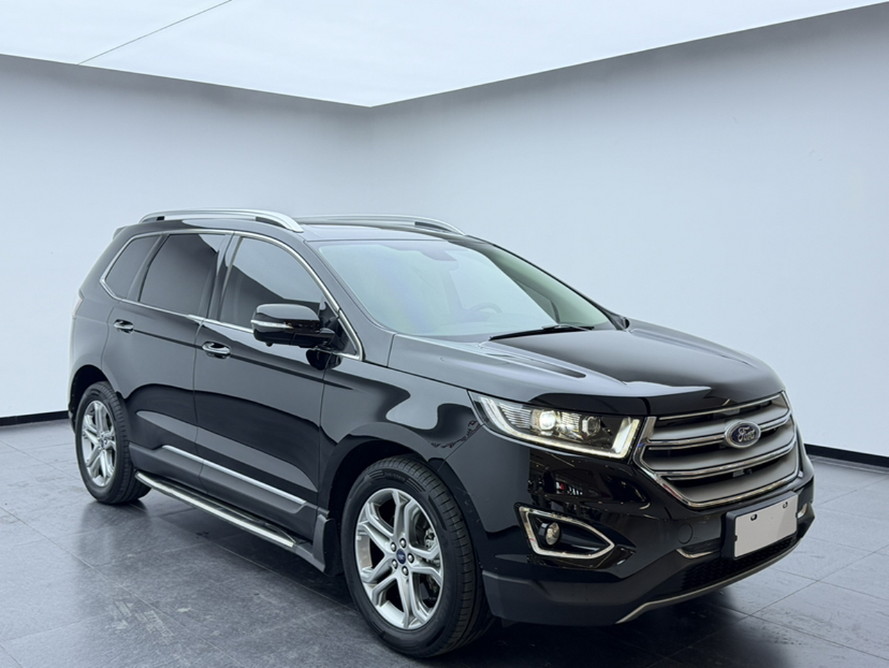 Edge 2018 EcoBoost 245 RWD 7-Seater China V photo 2