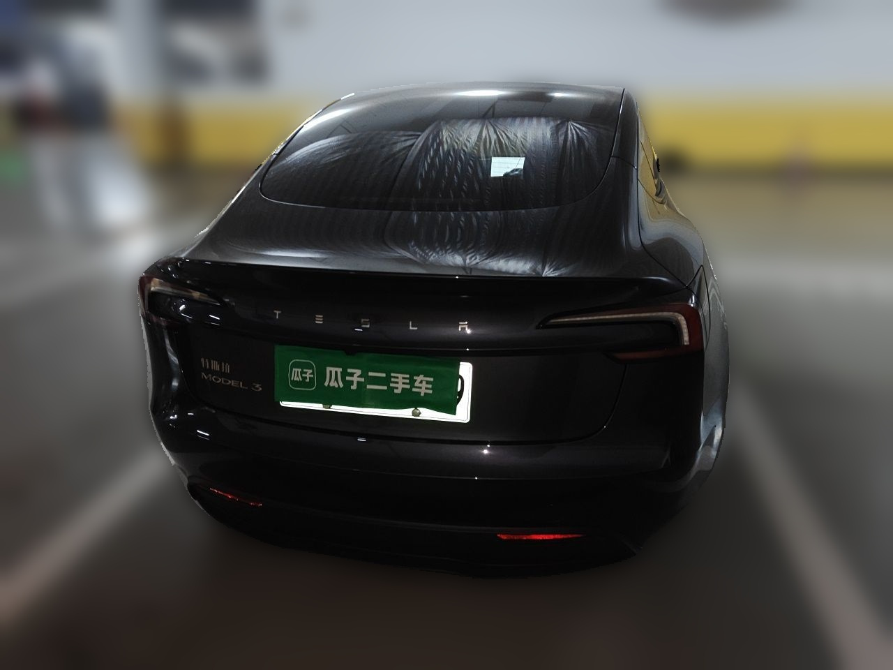 Model 3 2023 RWD photo 3