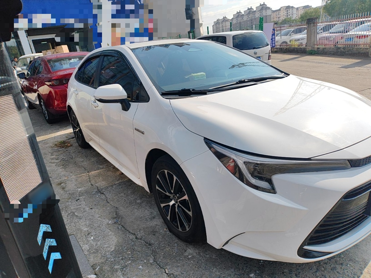 Levin 2023 Smart Hybrid 1.8L Luxury photo 3