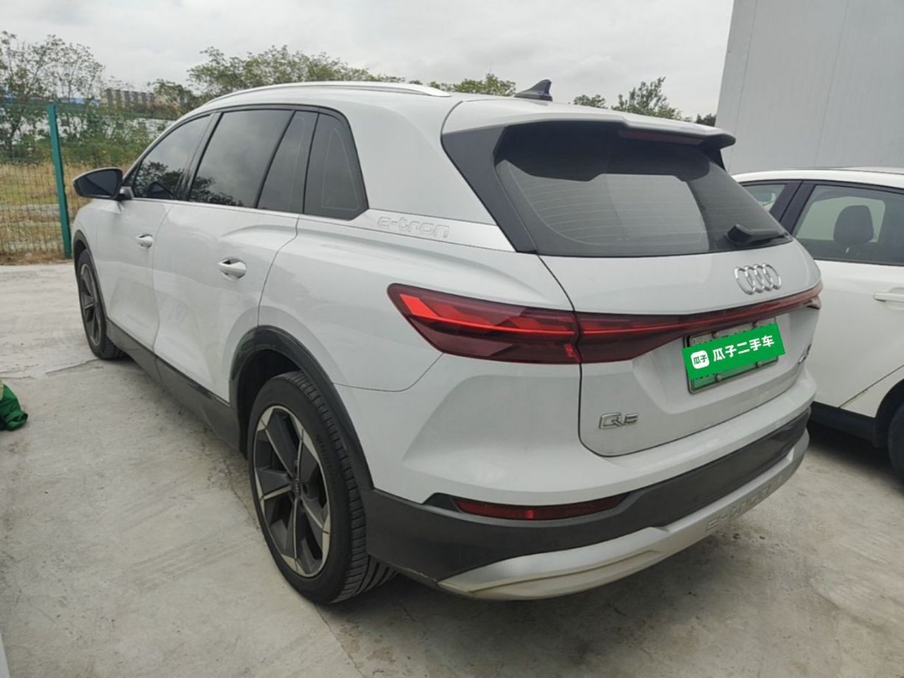Q5 e-tron 2022 40 e-tron Starlight photo 4
